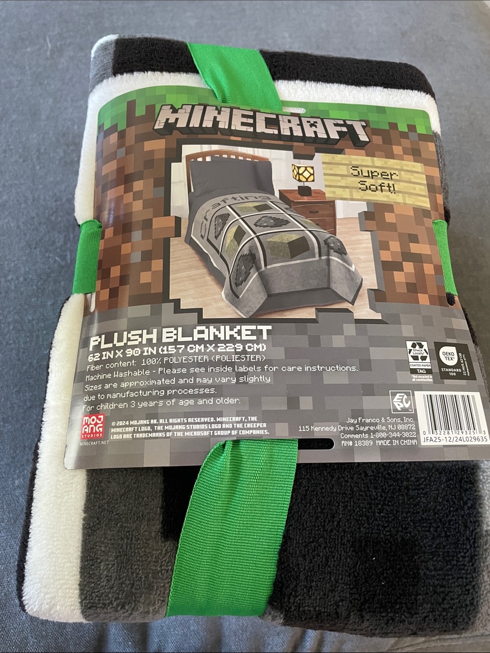 Minecraft Plush Blanket - Black, Gray, White